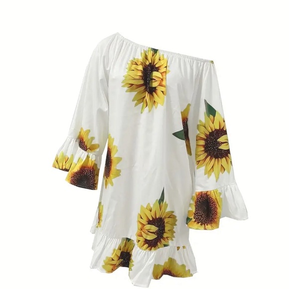 Sunflower Print Bell Sleeve Ruffle Hem Swing Dress - Picture 4 of 5